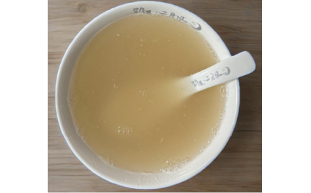 葛粉沖調(diào)新手必看！告別“白色尷尬”，一碗晶瑩剔透的有機(jī)野生葛根粉是這樣沖出來的！