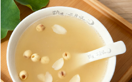 冬日圍爐時光，一碗野生葛粉撫平滿身燥意